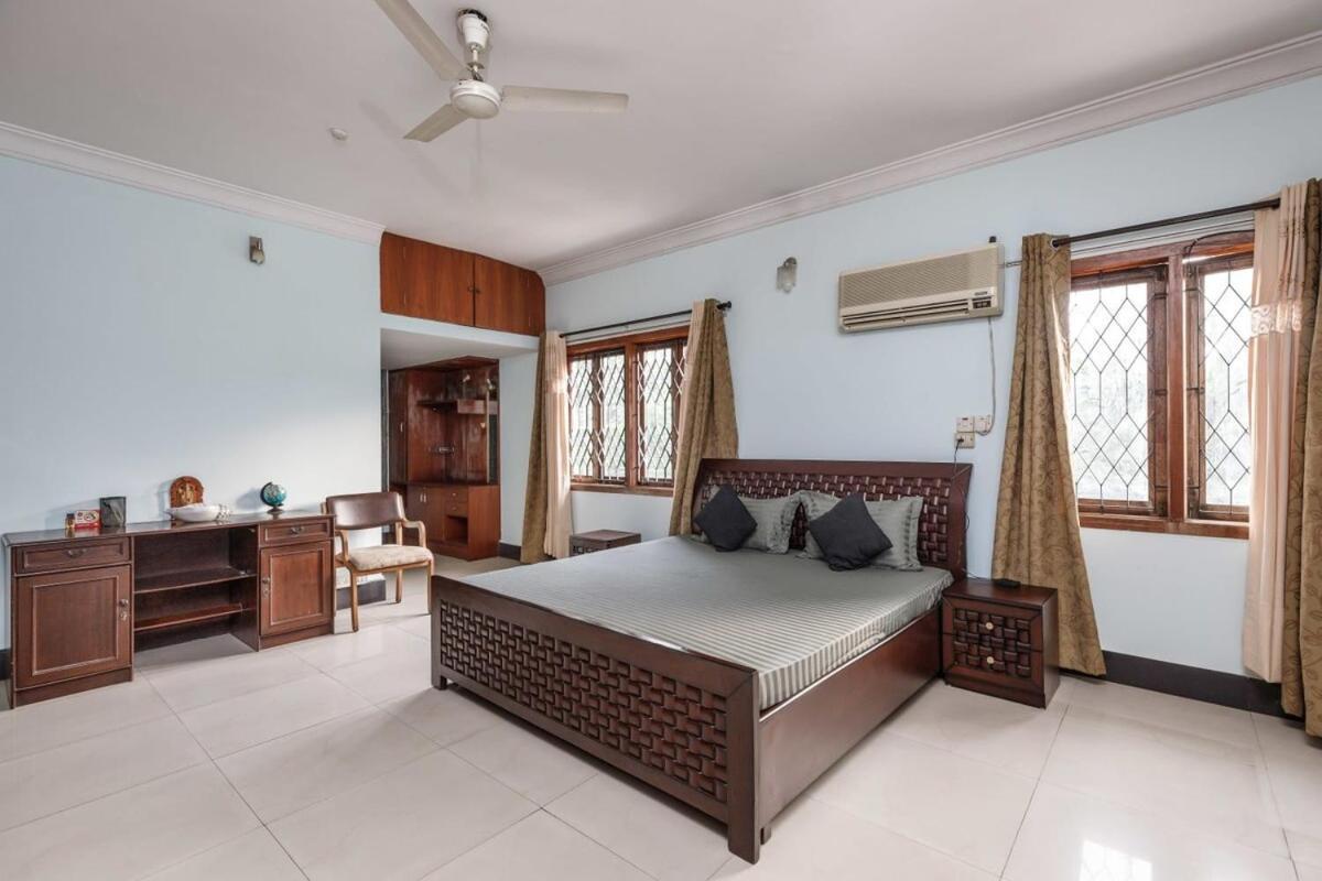 Westside Bungalow By Jadecaps Nr Wtc Rajajinagar Villa Bangalore Exterior photo